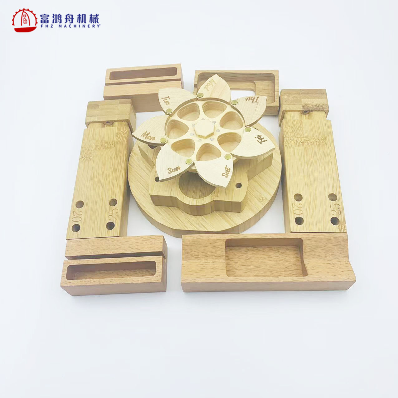 Gravura de peças de madeira personalizadas de alta qualidade, artesanato em madeira maciça por usinagem de peças de madeira CNC